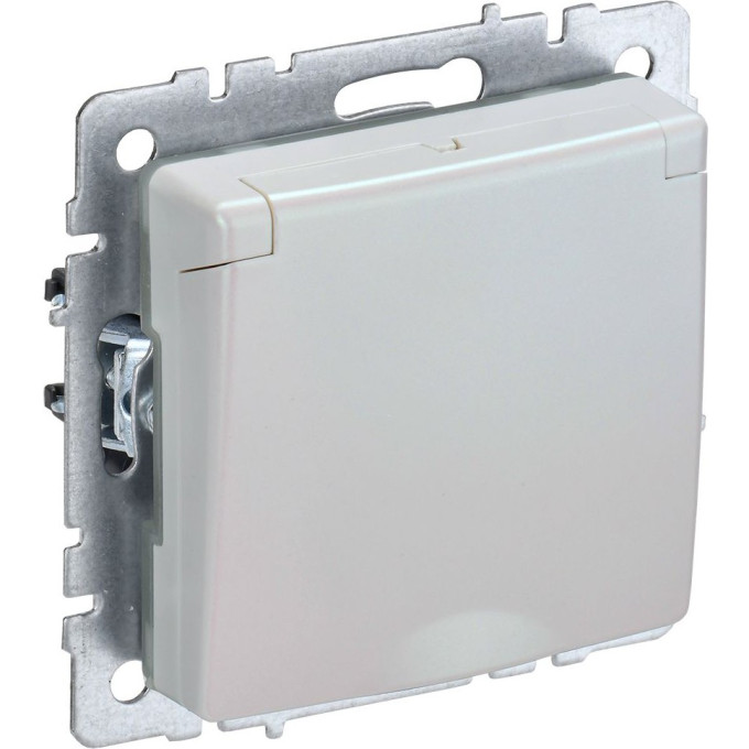 Розетка IEK BRITE с заземлением с защитными шторками и крышкой 16А IP20 РСбш10-3-БрЖ жемчуг